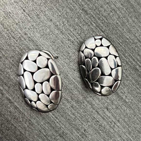 John Hardy earrings - Picture 3 of 4